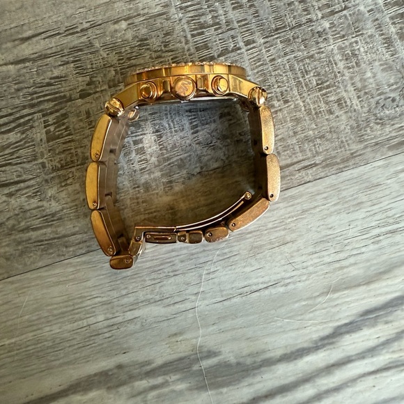 Michael Kors Gold Women's Watch - Picture 3 of 5